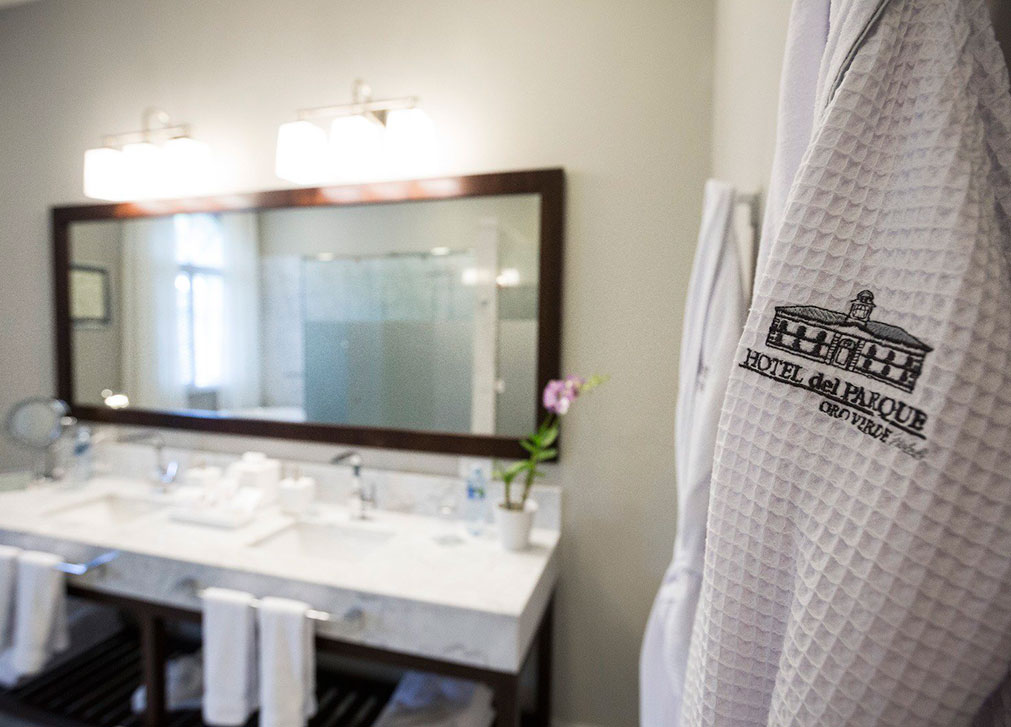 Hotel del Parque Bata de Baño