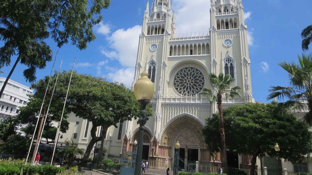 Uncovering the Metropolitan Cathedral of Guayaquil